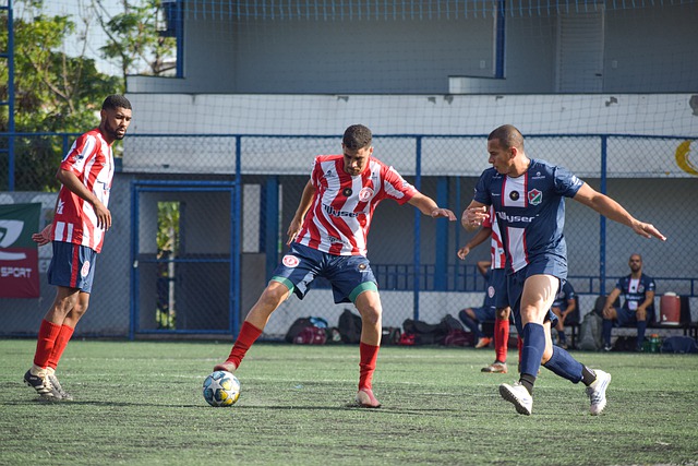 曼晚评分：芒特8分最高，姆伯莫首秀7分，乌加特、梅努5分