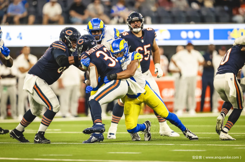 卫报：前加拿大女足教练因性侵球员被判监禁，出狱后没有被禁足