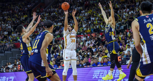 拿到西藏首金的他，11岁！